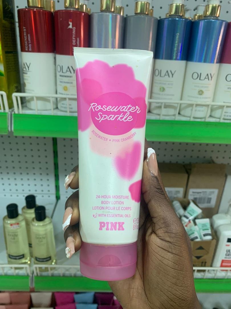 Rosewater Sparkle 24-Hour Moisture Body Lotion Pink